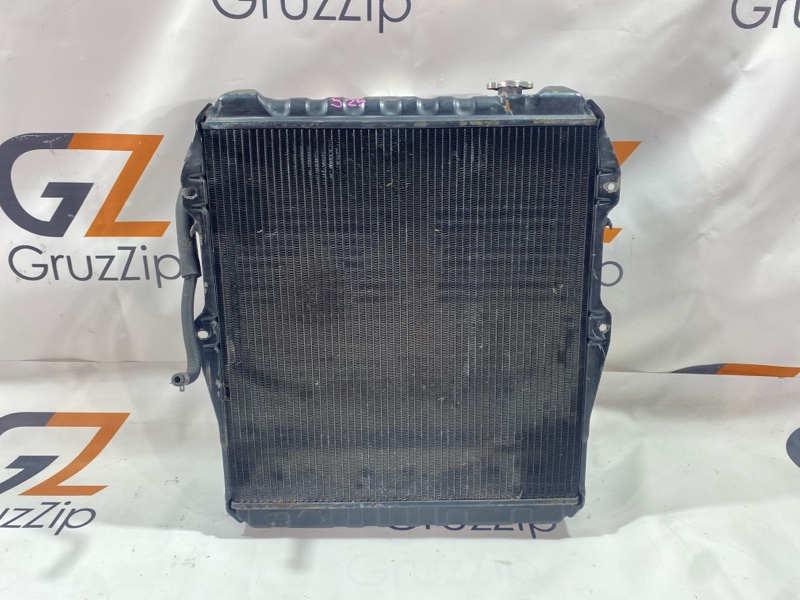 Радиатор ДВС Toyota Hilux Surf KZN130W 1KZ-TE 1994 (б/у)