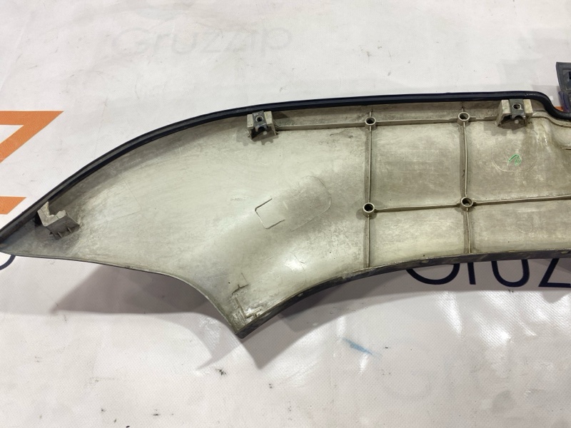 Дефендер Isuzu Giga CYJ77W6 6UZ1 2006 правый (б/у) Дефендер Isuzu Giga CYJ77W6 6UZ1 2006 правый (б/у)