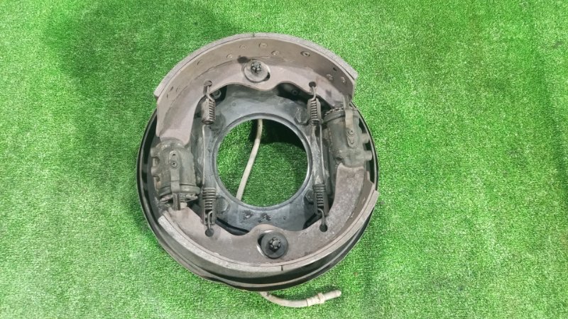 Тормозные колодки Hino Ranger FE1 J08C 1997 переднее (б/у)