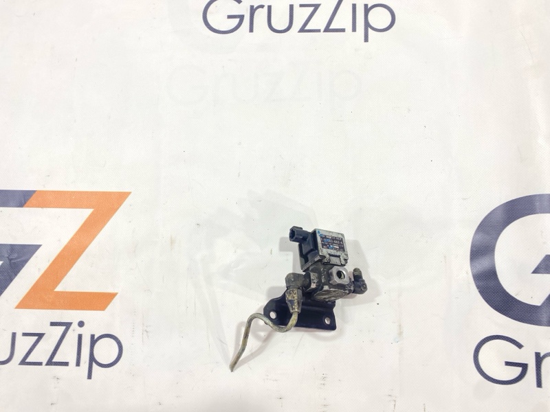 Клапан горного тормоза Isuzu Forward FSR32 6HE1T 1998 (б/у)