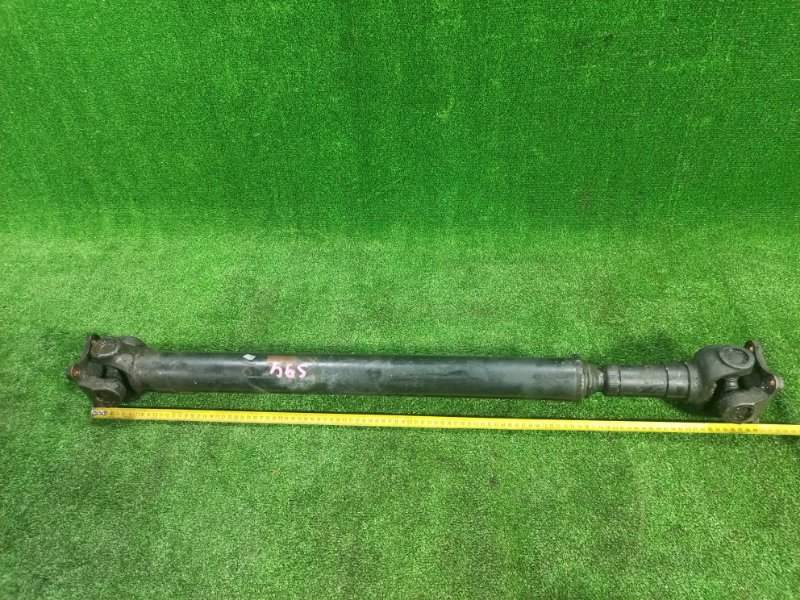 Карданный вал Mitsubishi Fuso Canter FE517 4D33 1995 (б/у) Карданный вал Mitsubishi Fuso Canter FE517 4D33 1995 (б/у)