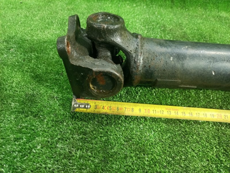 Карданный вал Mitsubishi Fuso Canter FE517 4D33 1995 (б/у) Карданный вал Mitsubishi Fuso Canter FE517 4D33 1995 (б/у)