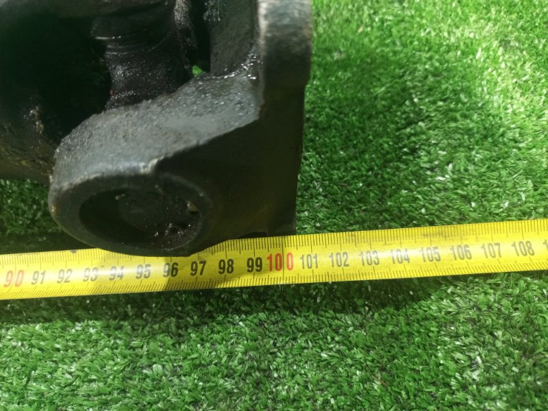 Карданный вал Mitsubishi Fuso Canter FE517 4D33 1995 (б/у) Карданный вал Mitsubishi Fuso Canter FE517 4D33 1995 (б/у)