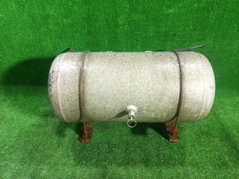 Ваккумный рессивер Isuzu Giga CYL50 6WA1 1998 (б/у)