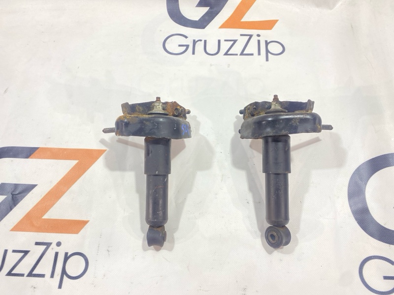 Амортизатор кабины Isuzu Giga CYJ77W6 6UZ1 2006 (б/у)