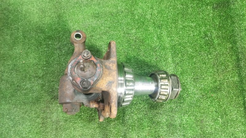 Цапфа Hino Ranger FE1 J08C 1997 левая (б/у) Цапфа Hino Ranger FE1 J08C 1997 левая (б/у)