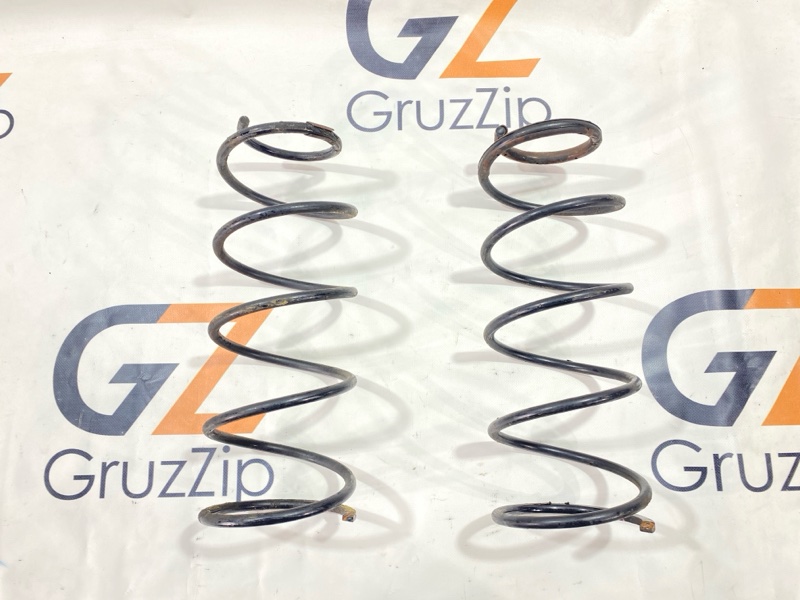 Пружина Toyota Land Cruiser Cygnus UZJ100W 2UZ-FE 2000 задняя (б/у)