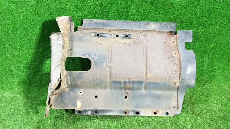 Подкрылок Isuzu Giga CXZ72 12PD1 1990 (б/у)