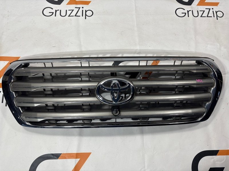 Решетка радиатора Toyota Land Cruiser UZJ200W 2UZ-FE 2008 (б/у)