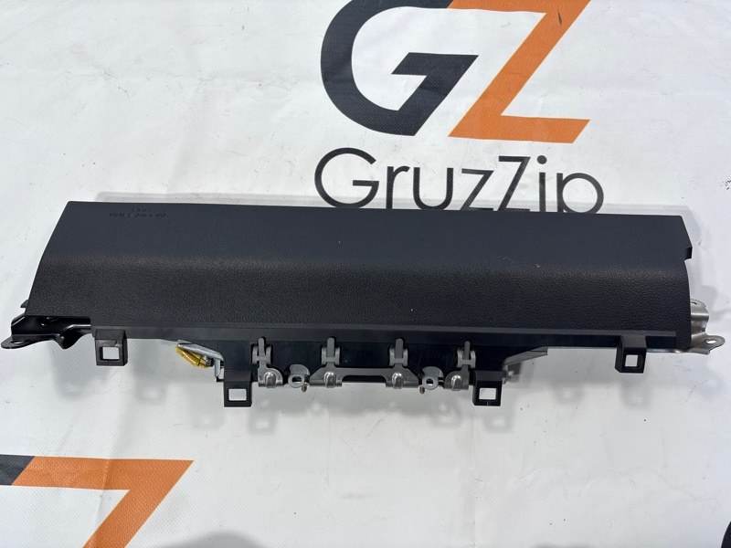 Подушка безопасности колен Toyota Land Cruiser UZJ200W 2UZ-FE 2008 левая (б/у)