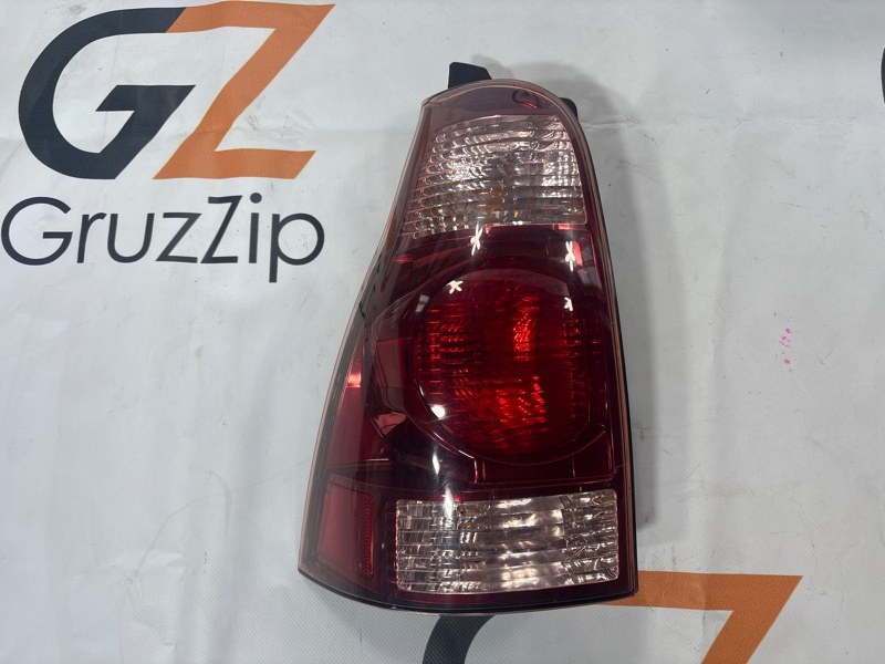 Стоп-сигнал Toyota Hilux Surf TRN215W 2TR-FE 2005 левый (б/у)