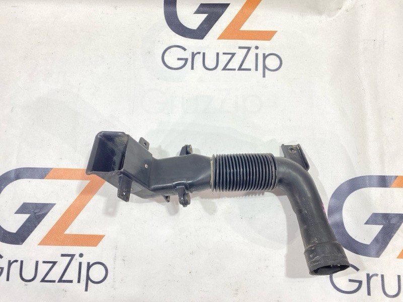 Патрубок воздушного фильтра Mitsubishi Fuso Canter FE568 4D35 1998 (б/у)