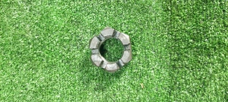 Гайка ступицы Hino Ranger FD2JGB J08C 1995 передняя (б/у)