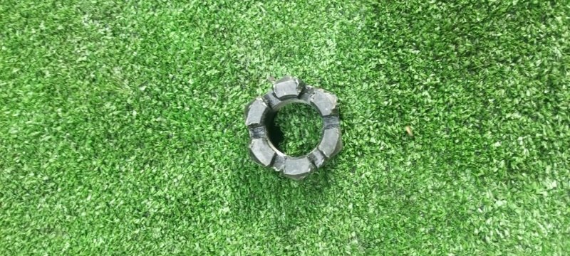 Гайка ступицы Hino Ranger FD2JGB J08C 1995 передняя (б/у)