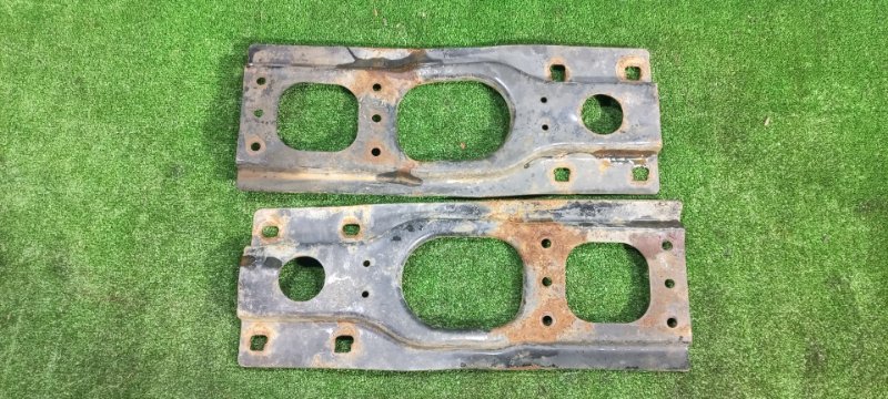 Крепление бампера Hino Profia FN2 P11C 1992 переднее (б/у)