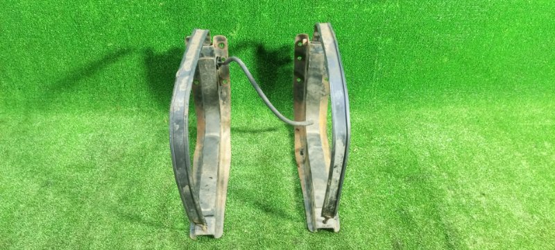 Крепление топливного бака Mitsubishi Canter FE73EEN 4M51 2003 (б/у)