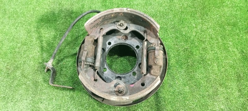 Тормозные колодки Hino Ranger FD2JGC J08C 1997 переднее левое (б/у)