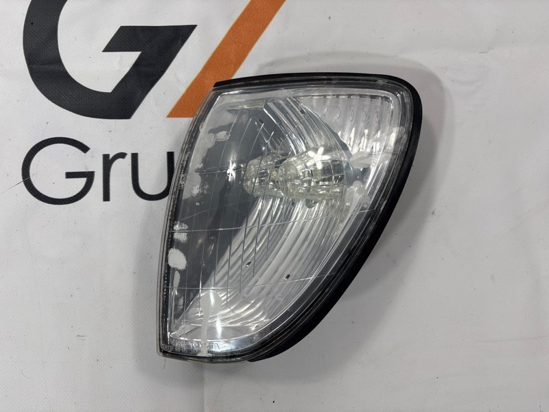 Габарит Toyota Land Cruiser Cygnus UZJ100W 2UZ-FE 1999 передний левый (б/у)