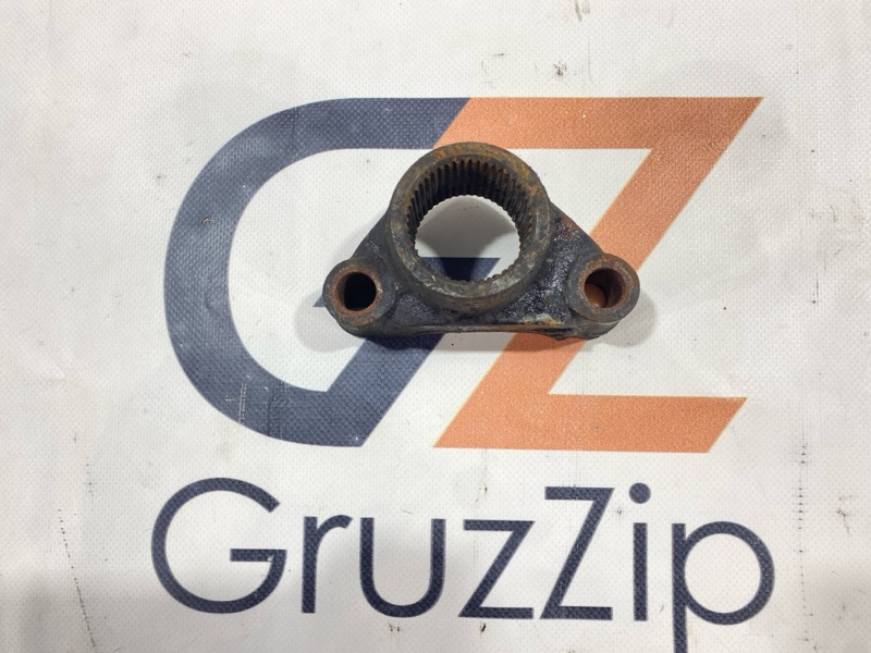 Крепление торсиона Toyota Land Cruiser Cygnus UZJ100W 2UZ-FE 2000 правое (б/у)