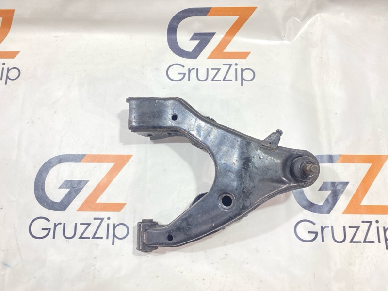 Рычаг подвески Toyota Land Cruiser Cygnus UZJ100W 2UZ-FE 2000 передний правый (б/у)