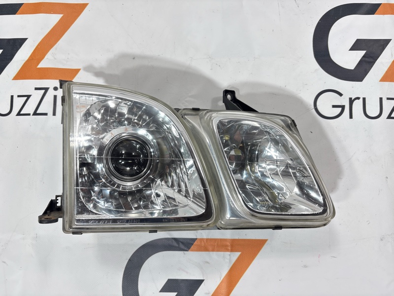 Фара Toyota Land Cruiser Cygnus UZJ100W 2UZ-FE 1999 правая (б/у)
