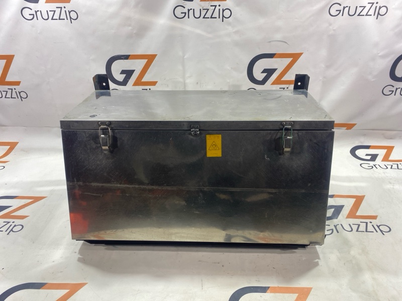 Ящик для инструмента Nissan Diesel Condor PK252 FE6T 1999 (б/у)