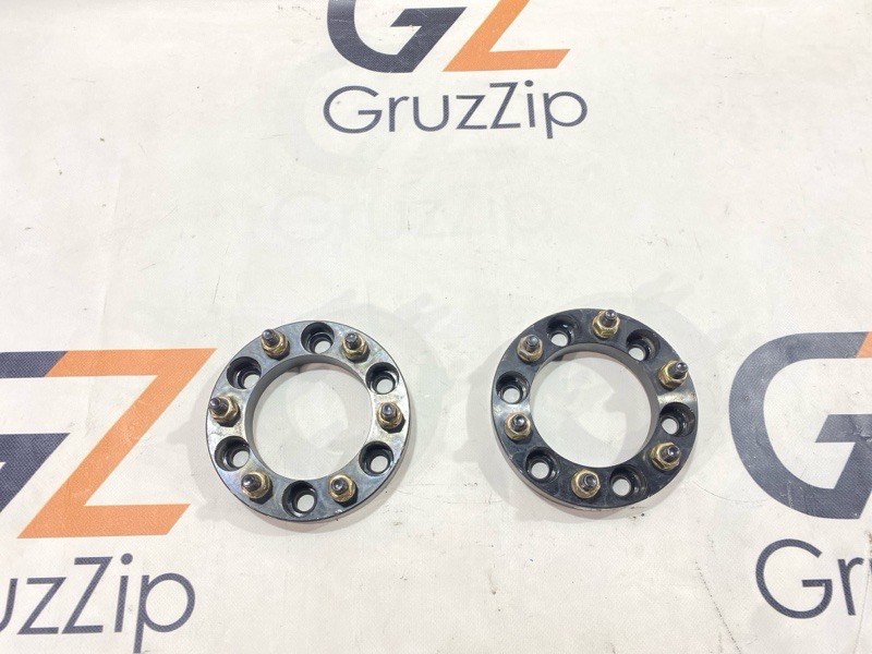 Проставка ступичная Toyota Hilux Surf TRN215W 2TR-FE 2005 задняя (б/у)