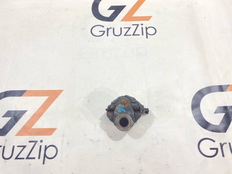 Кронштейн рессоры Nissan Diesel Condor MK210 FE6 1995 передний (б/у)