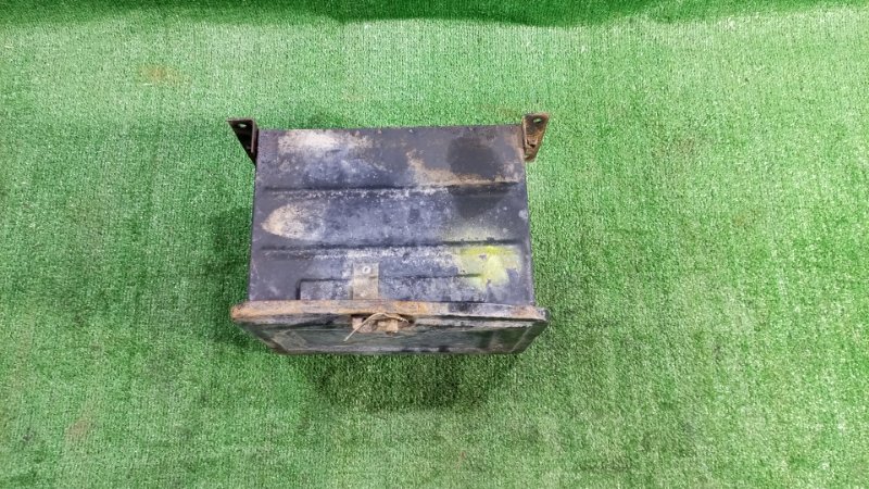 Ящик для инструмента Hino Dutro XZU347 S05C 2002 (б/у)