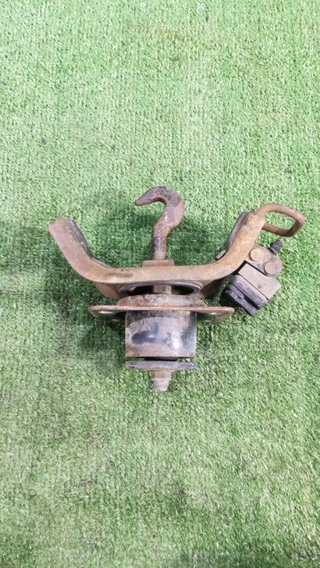 Подушка кабины Hino Dutro XZU347 S05C 2002 (б/у)