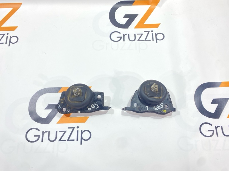 Подушка двигателя Toyota Land Cruiser UZJ200W 2UZ-FE 2008 (б/у)