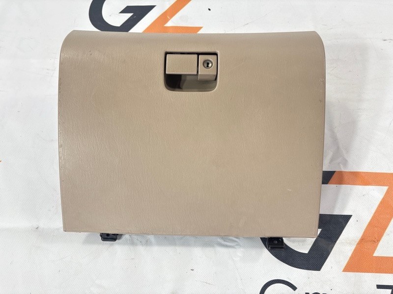 Бардачок Toyota Land Cruiser Cygnus UZJ100W 2UZ-FE 1999 (б/у)