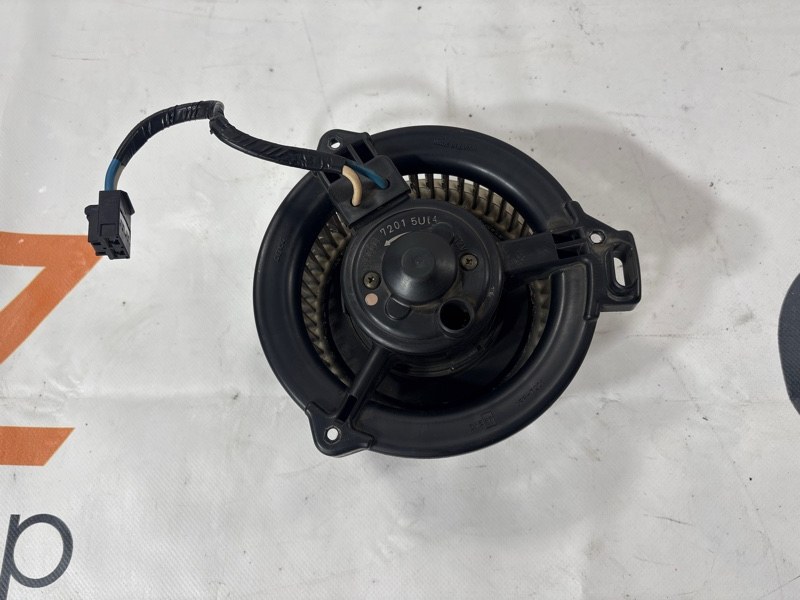 Мотор печки Toyota Land Cruiser Cygnus UZJ100W 2UZ-FE 1999 (б/у)