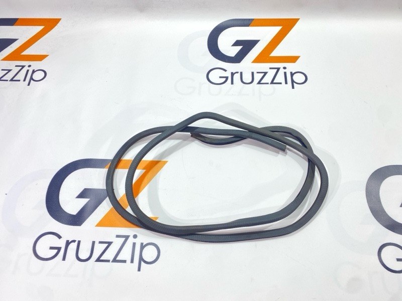 Уплотнитель двери Nissan Safari VRGY60 TD42 1990 задний левый (б/у)