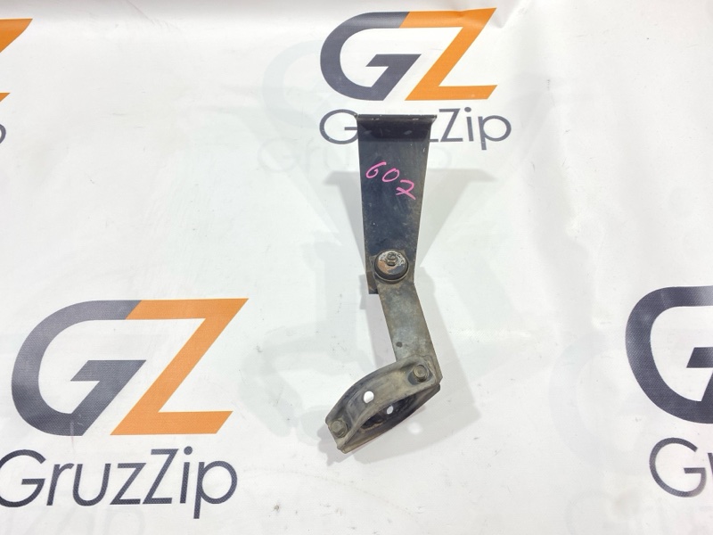 Крепление глушителя Isuzu Forward FRR32 6HE1 1992 (б/у)