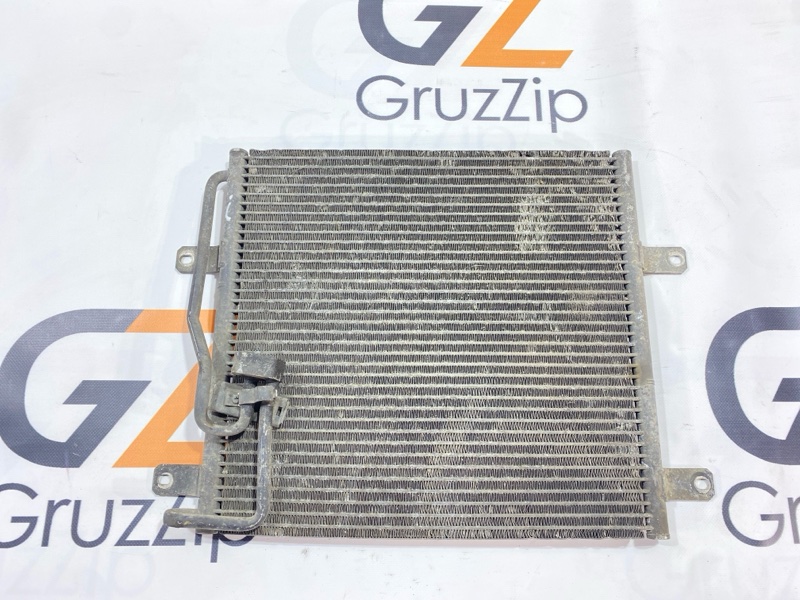 Радиатор кондиционера Mitsubishi Canter FE63 4M51 1998 (б/у)