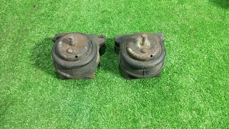 Подушка двигателя Mitsubishi Fuso Canter FE517 4D33 1995 передняя (б/у)