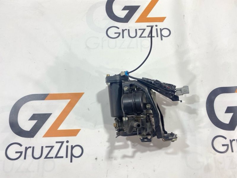Насос подкачки стоек Toyota Land Cruiser Prado GRJ121W 1GR-FE 2005 (б/у)