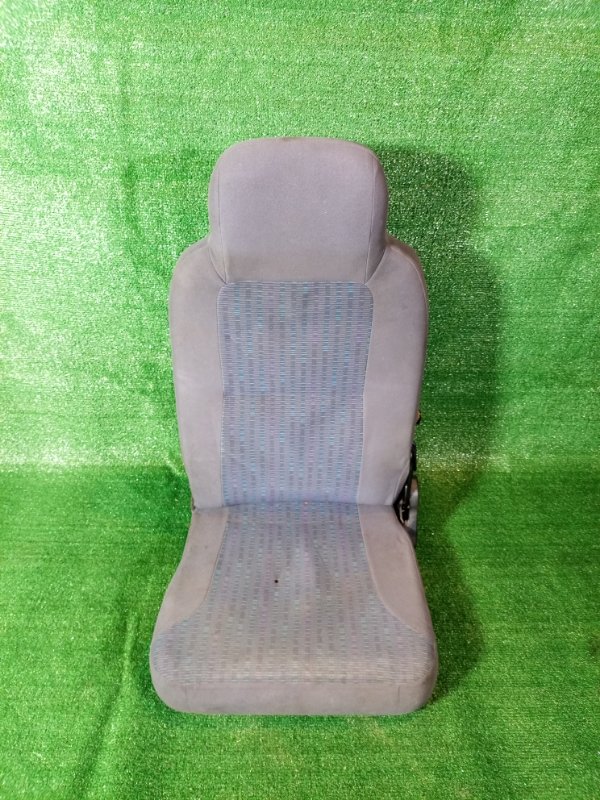 Сидение Nissan Diesel Condor PK25A FE6T 2003 левое (б/у)
