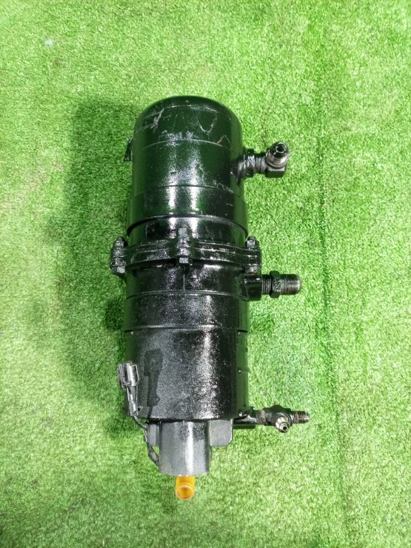 Влагоотделитель Isuzu Giga CXZ72 12PD1 1990 (б/у)