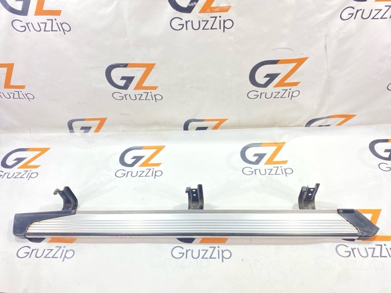 Подножка Nissan Safari VRGY61 TD42T 2000 левая (б/у)