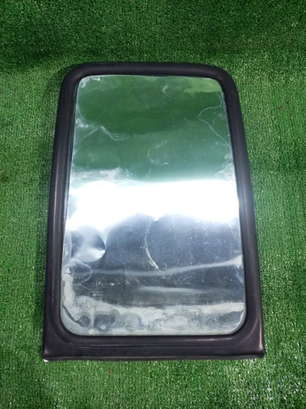 Стекло собачника Isuzu Forward FRD34 6HK1 2001 (б/у)
