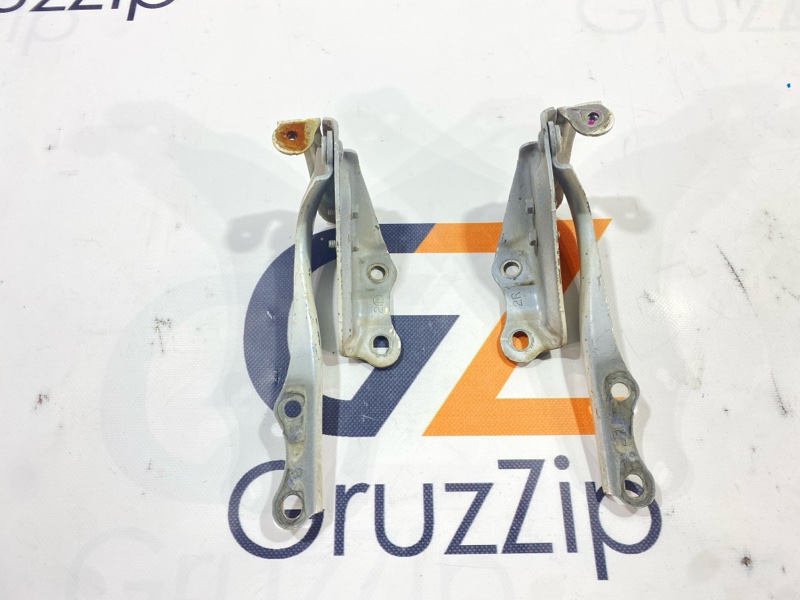 Петля капота Toyota Land Cruiser UZJ200W 2UZ-FE 2008 (б/у)