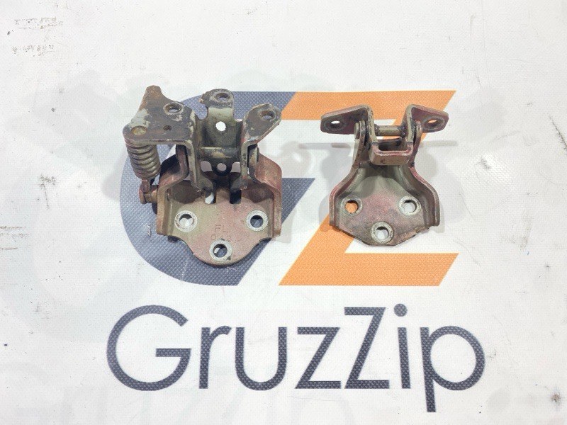 Петля двери Nissan Safari VRGY60 TD42 1990 передняя левая (б/у)