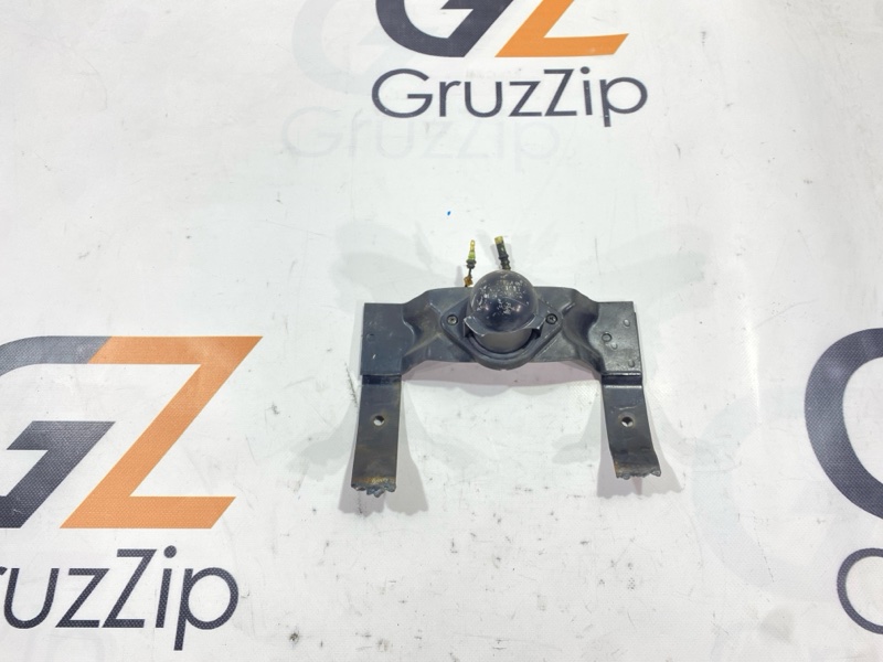 Подсветка номера Isuzu Forward FRR12 6BG1 1990 (б/у)