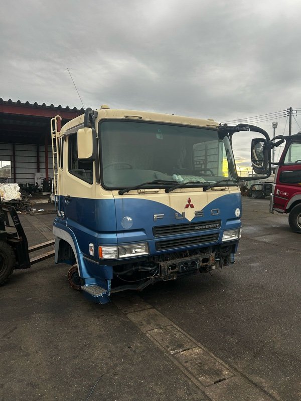 Кабина ( голая ). Mitsubishi Fuso Super Great FS54 6M70 2003 (б/у)