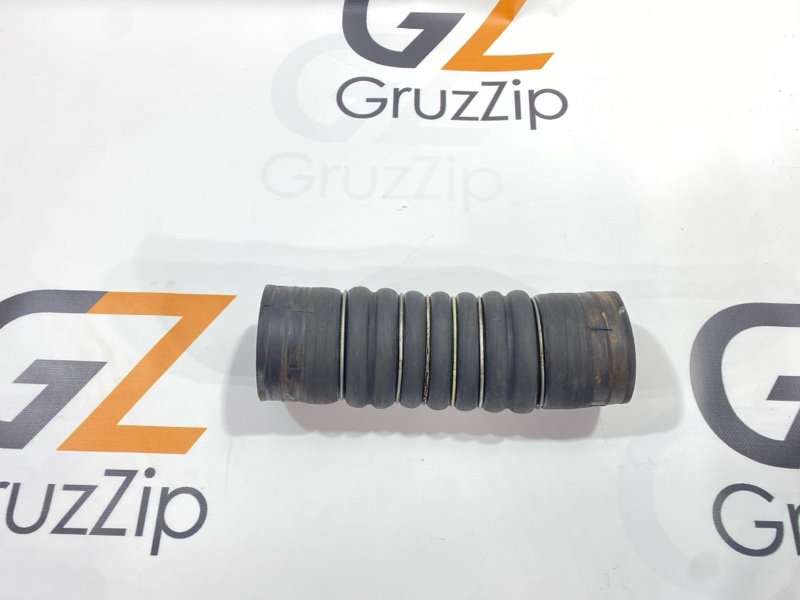 Патрубок интеркулера Nissan Diesel Big Thumb CG48 GE13T 2004 (б/у)