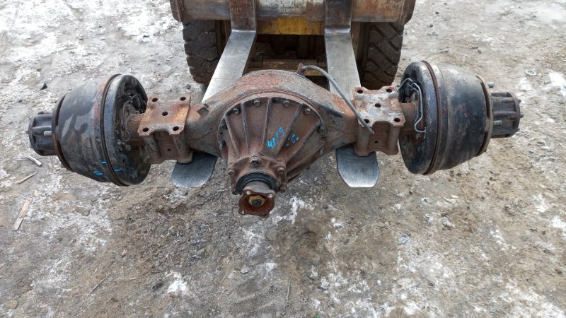 Задний мост Isuzu Elf NKR66 4HF1 1993 (б/у)