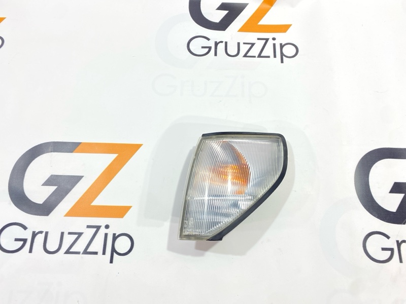 Габарит Toyota Land Cruiser Prado KZJ95W 1KZ-TE 1996 левый (б/у)