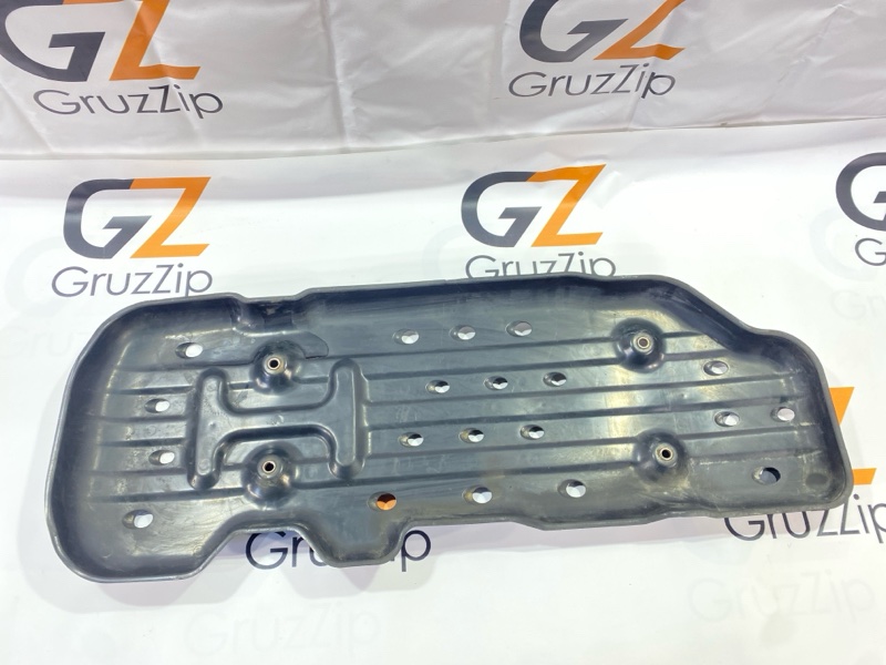 Защита топливного бака Toyota Tacoma GRN245 1GR-FE 2007 (б/у)
